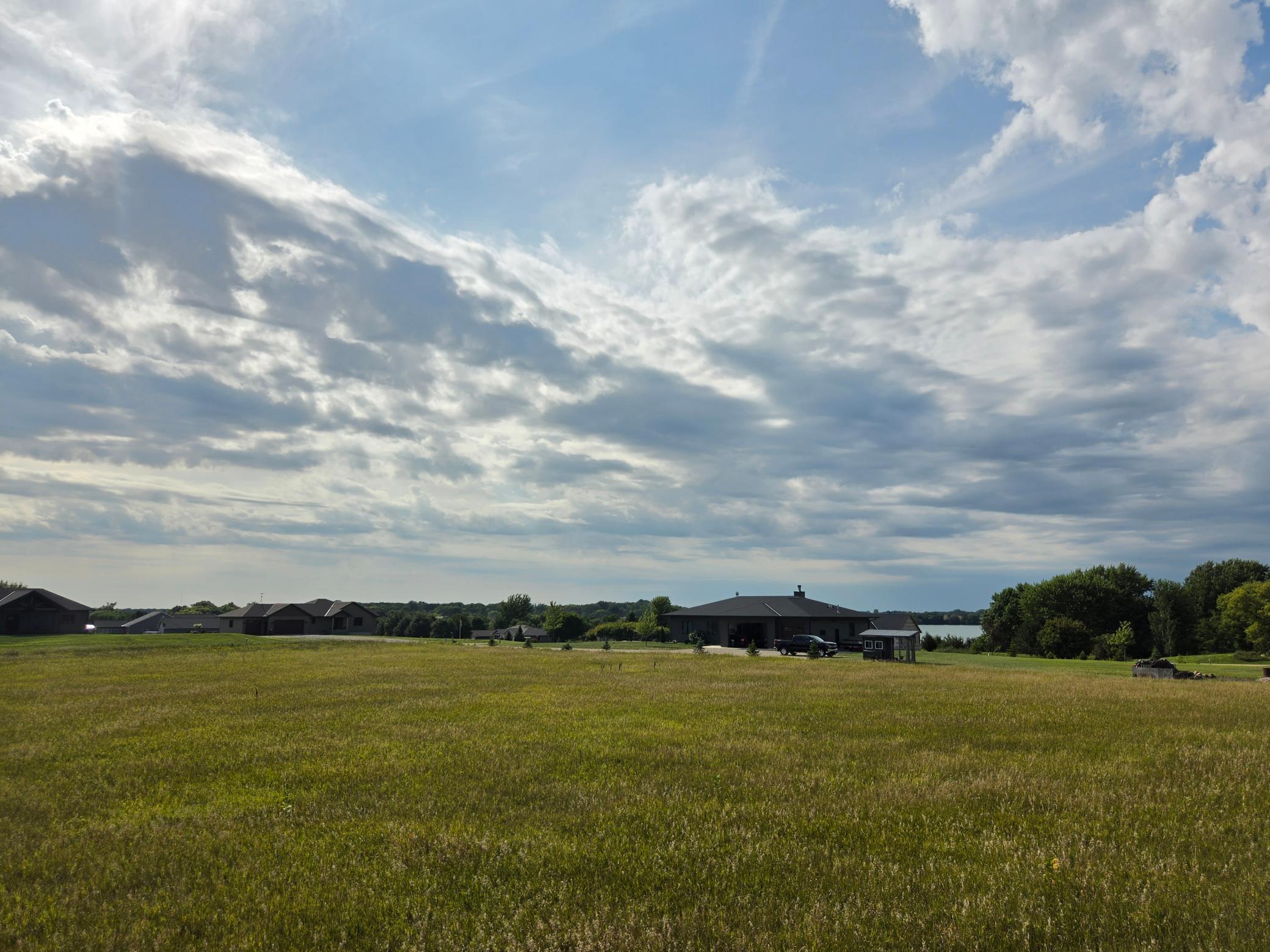 main property photo 6