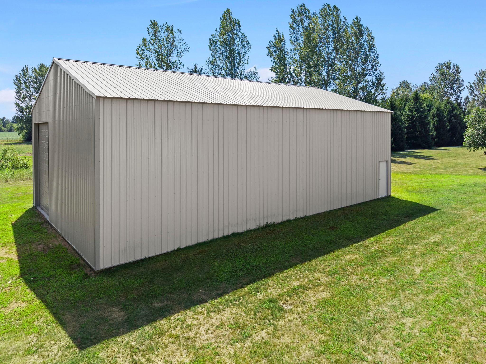 main property photo 123