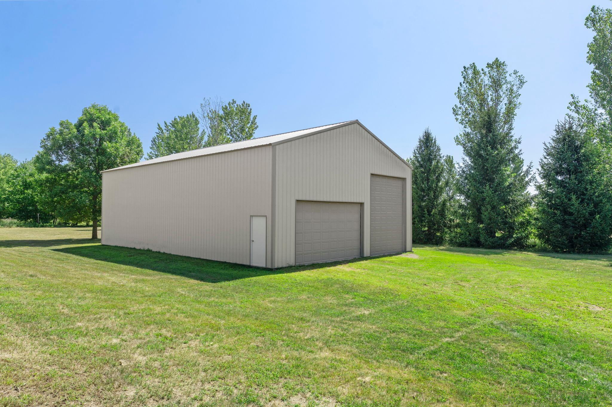 main property photo 124