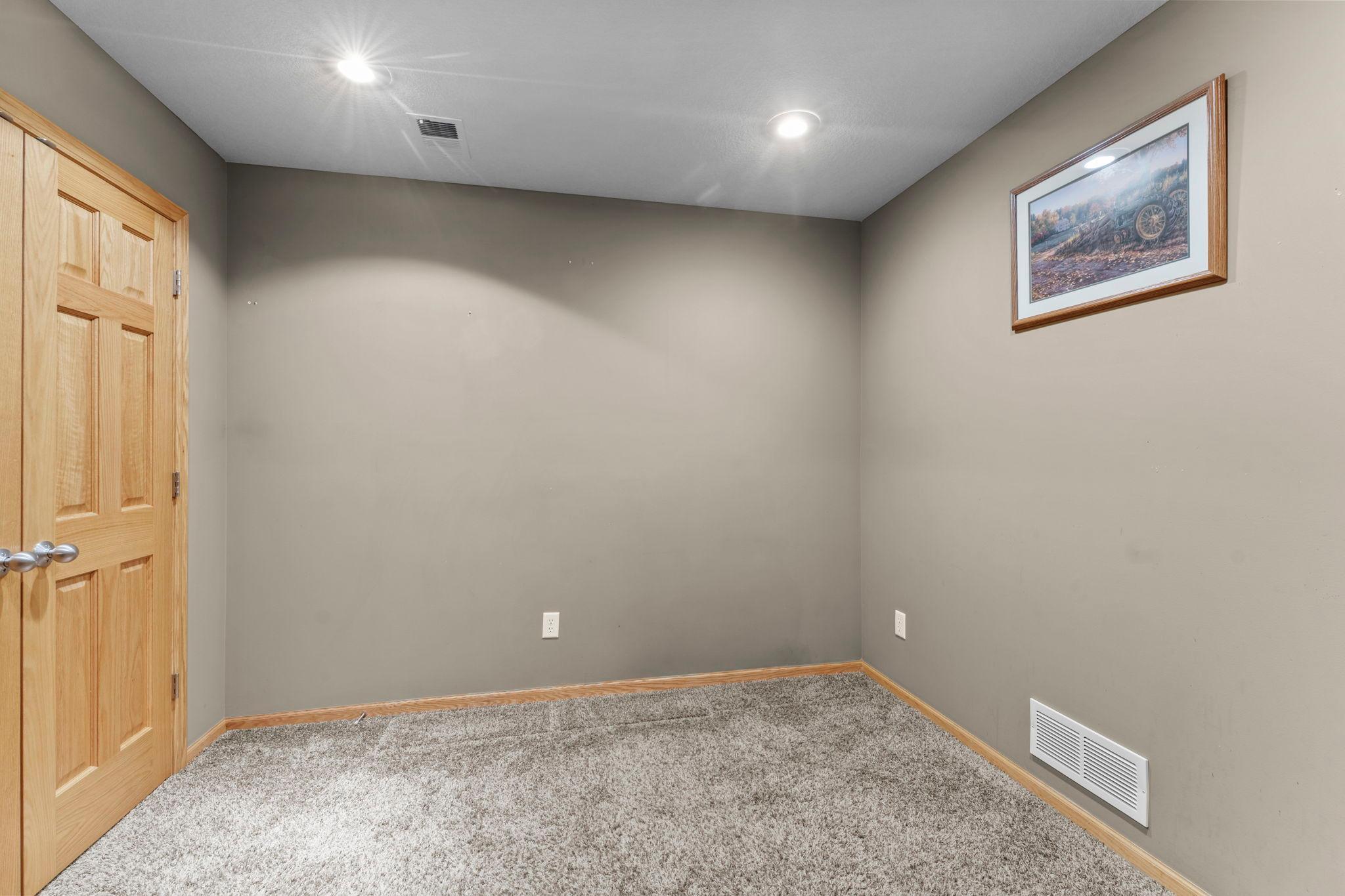 main property photo 91