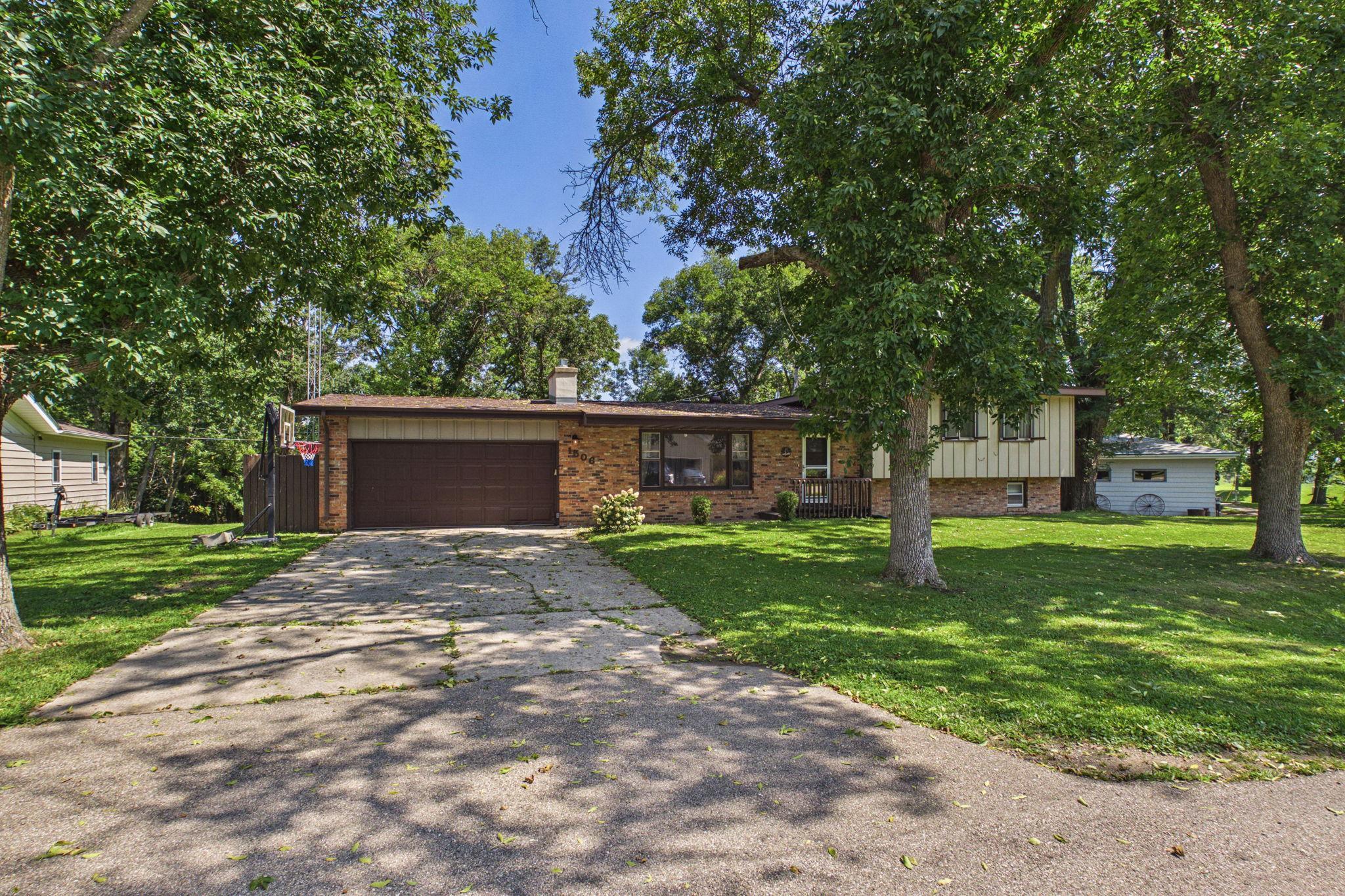 main property photo 21