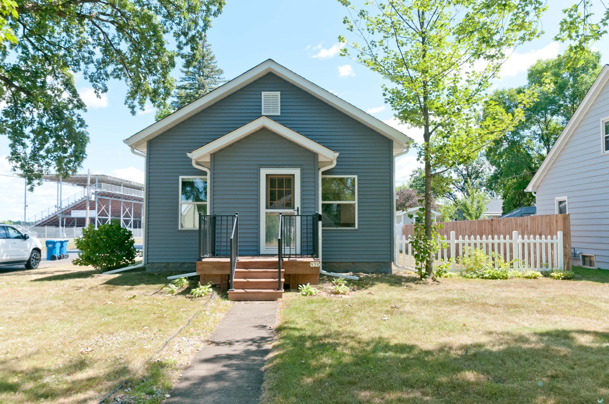 main property photo 1