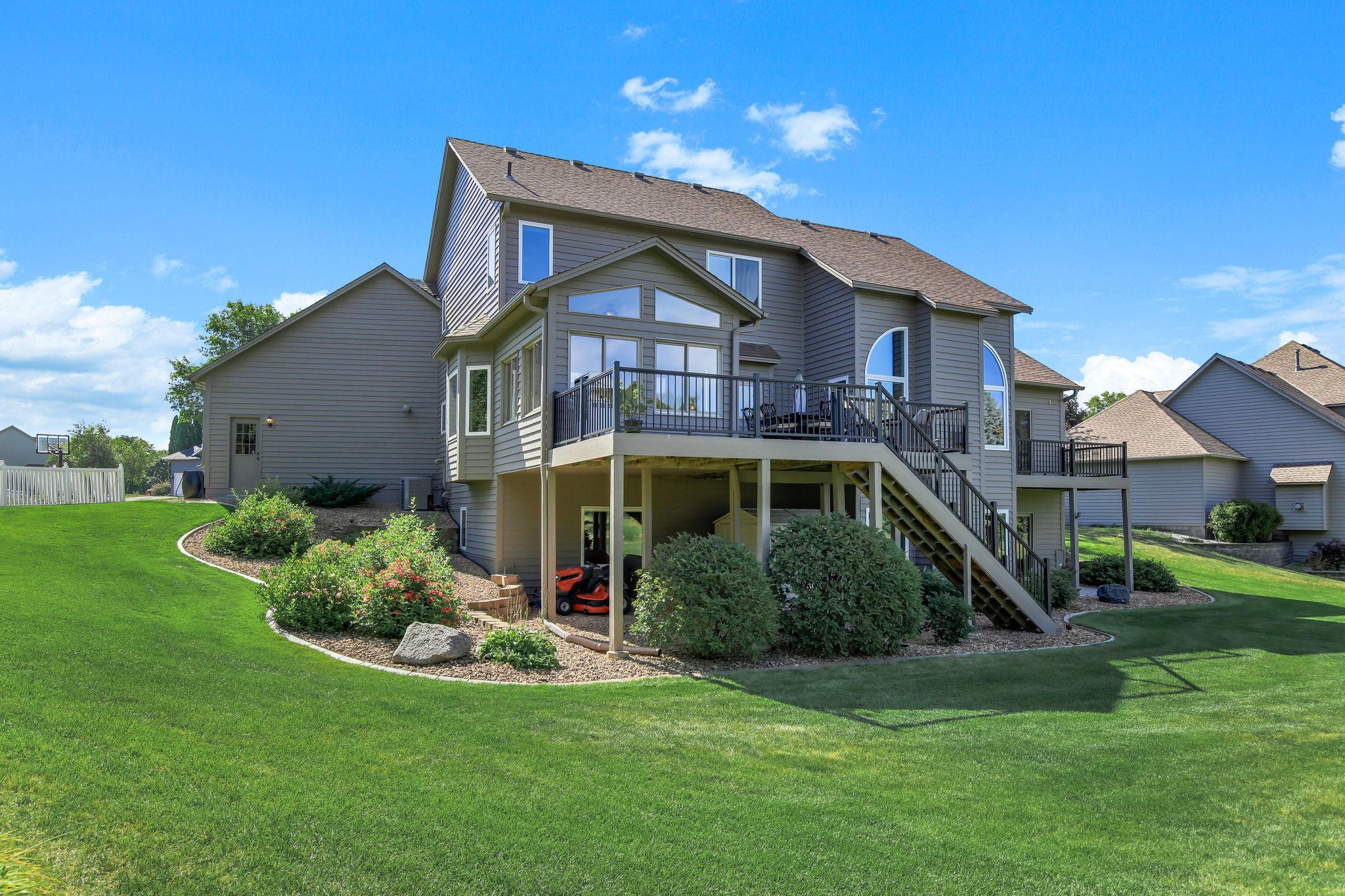 main property photo 74