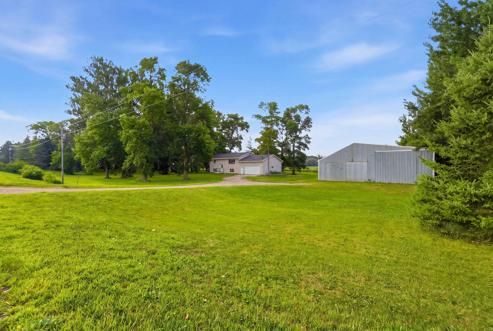 main property photo 31