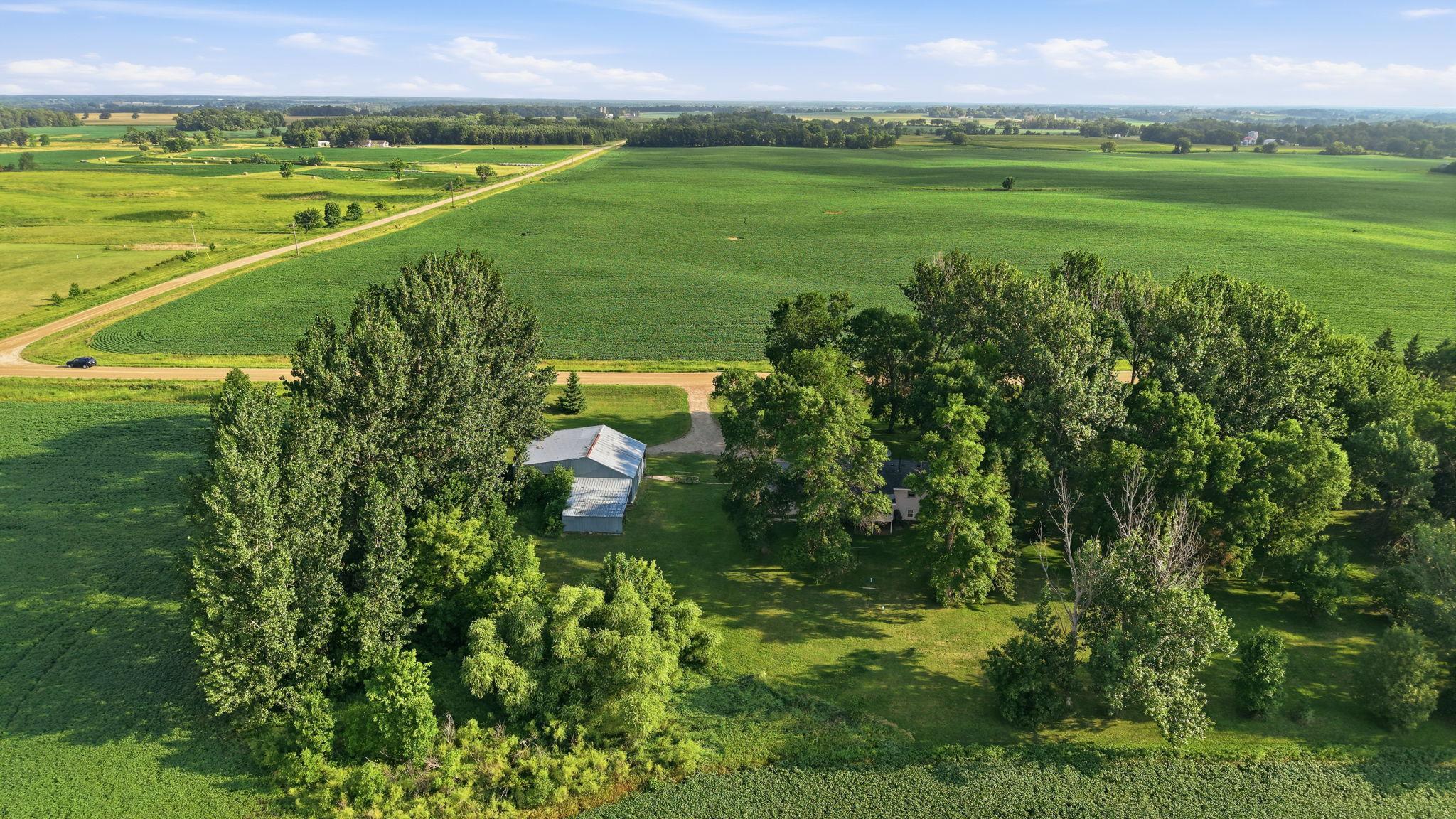 main property photo 4