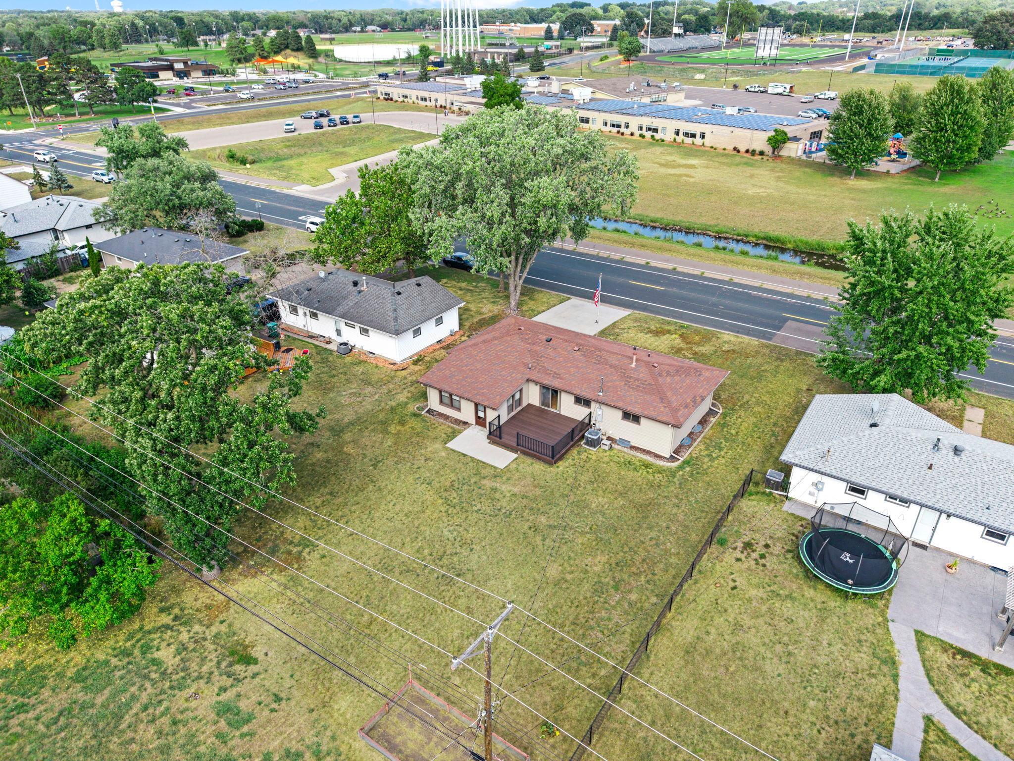 main property photo 22