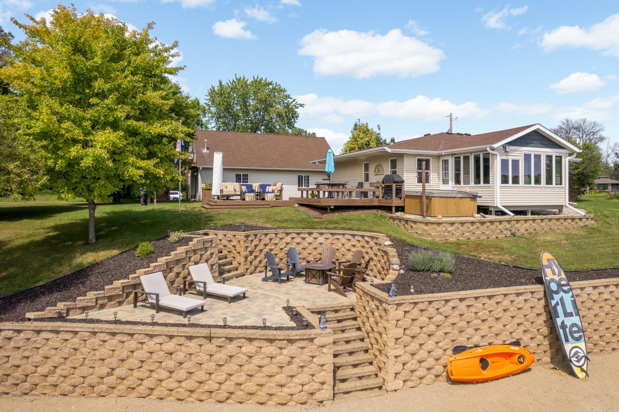 main property photo 14