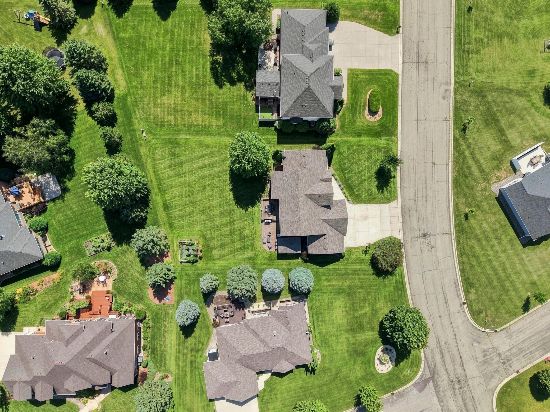 main property photo 69