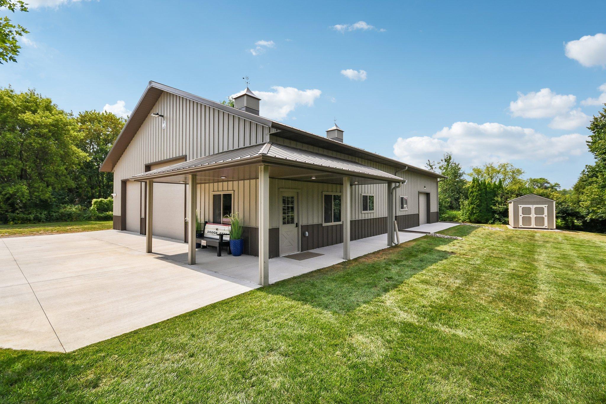 main property photo 5
