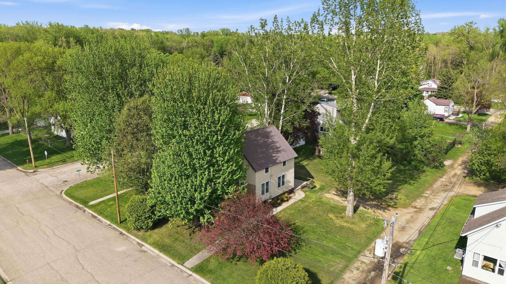 main property photo 21