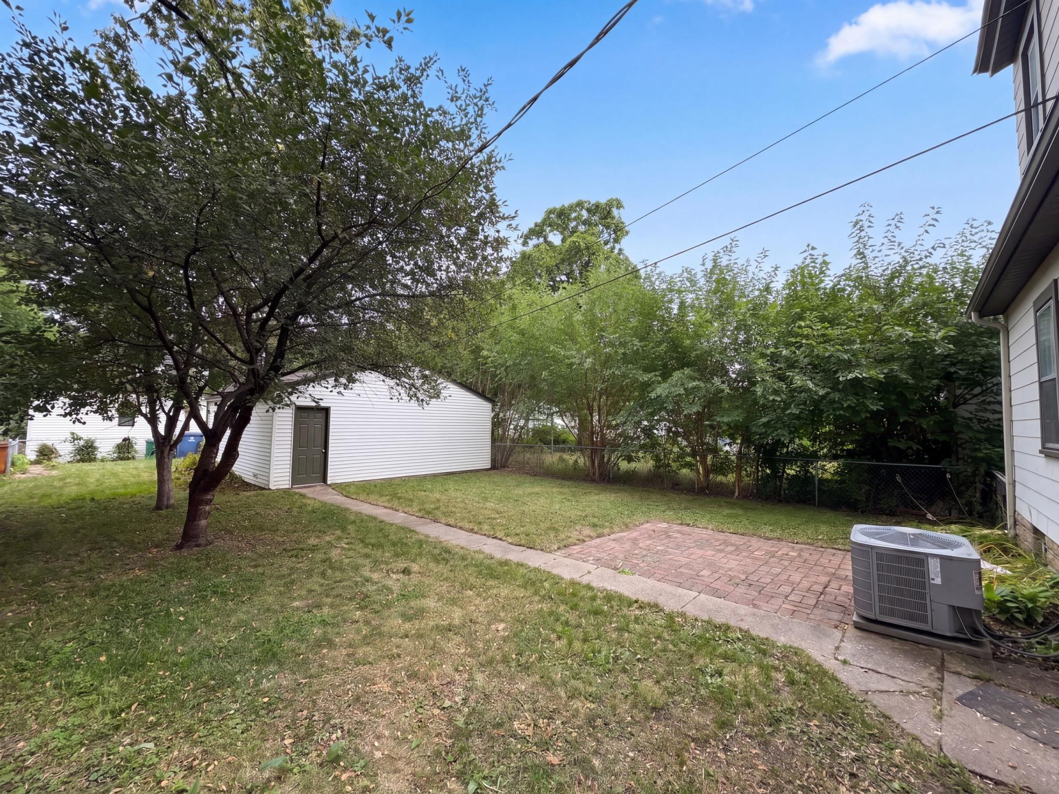 main property photo 20