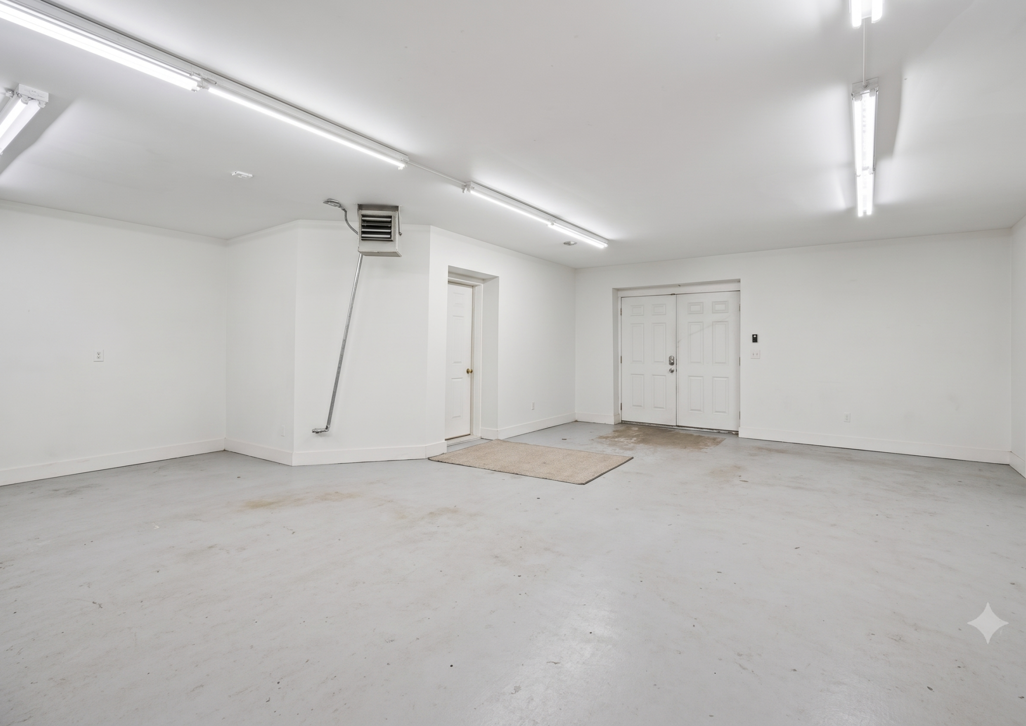 main property photo 80