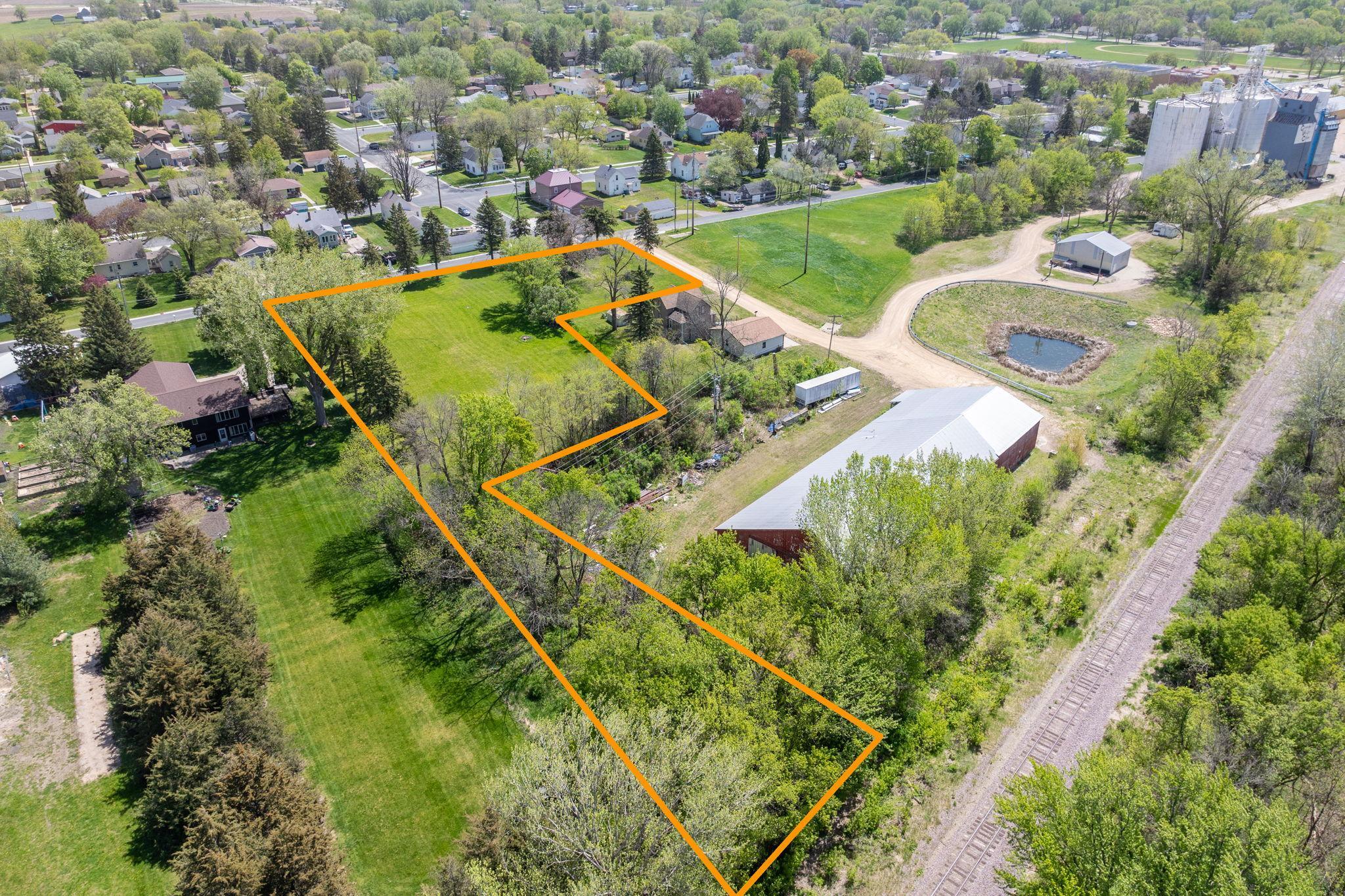 main property photo 2