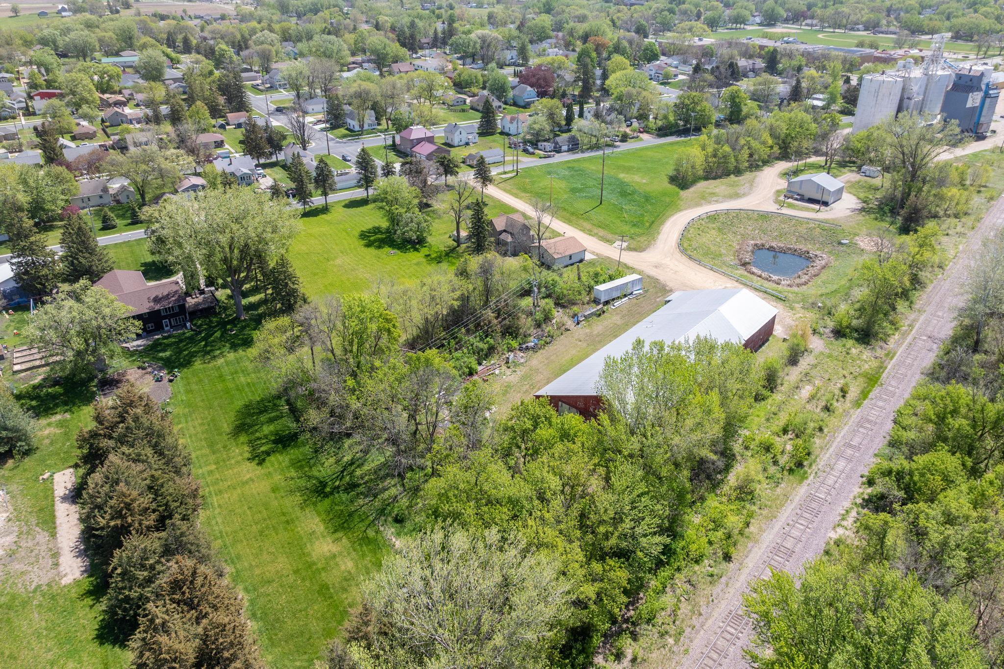 main property photo 3