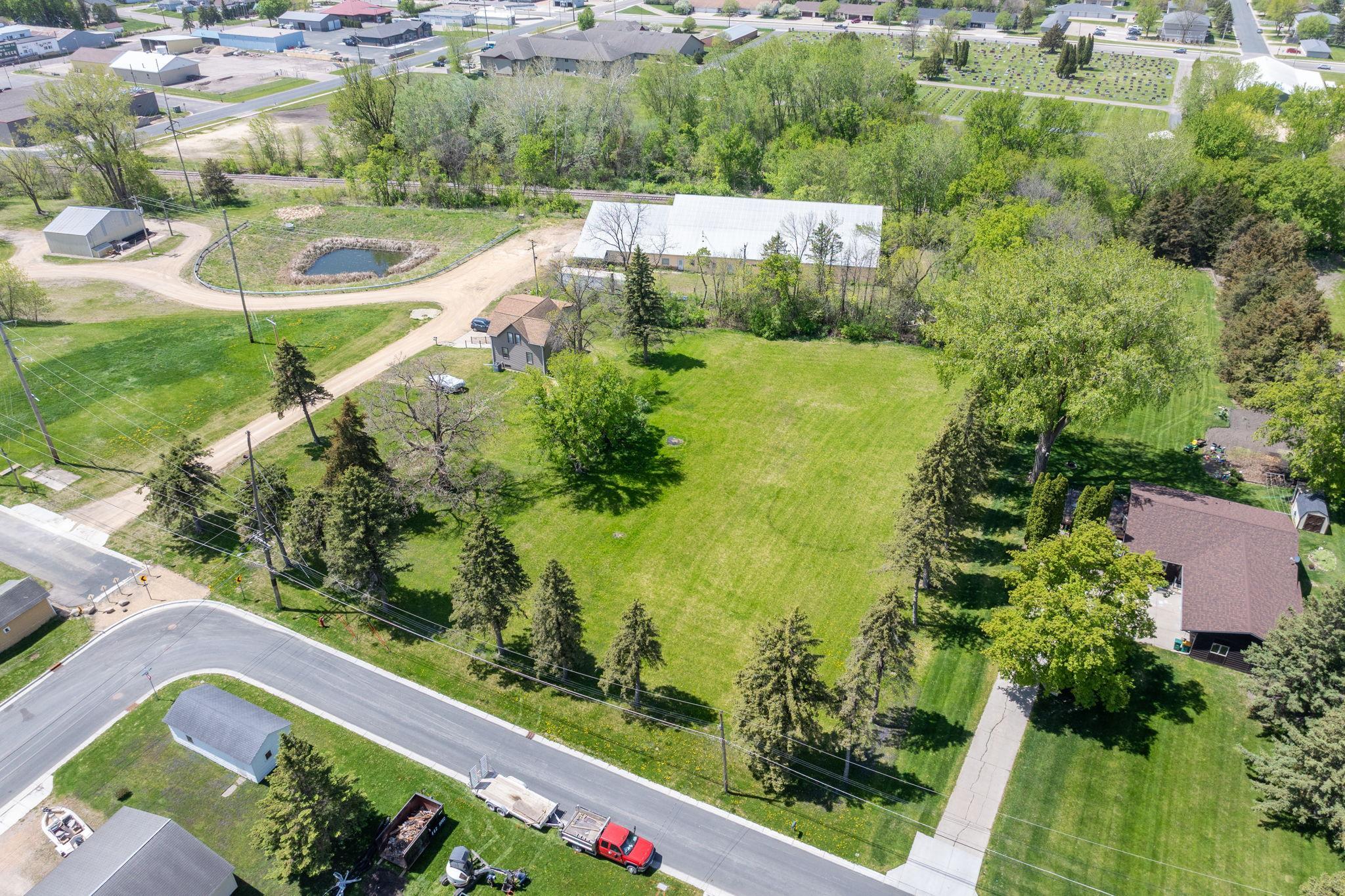 main property photo 6