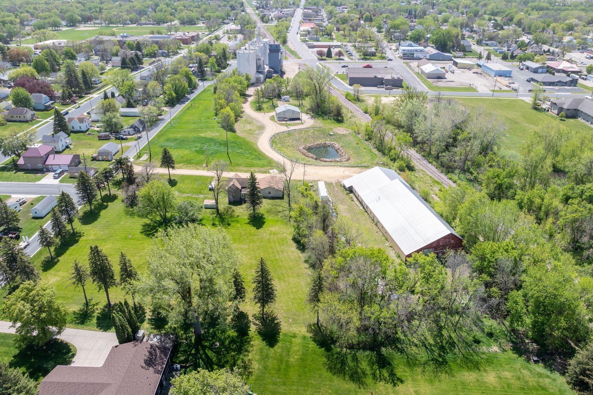 main property photo 7