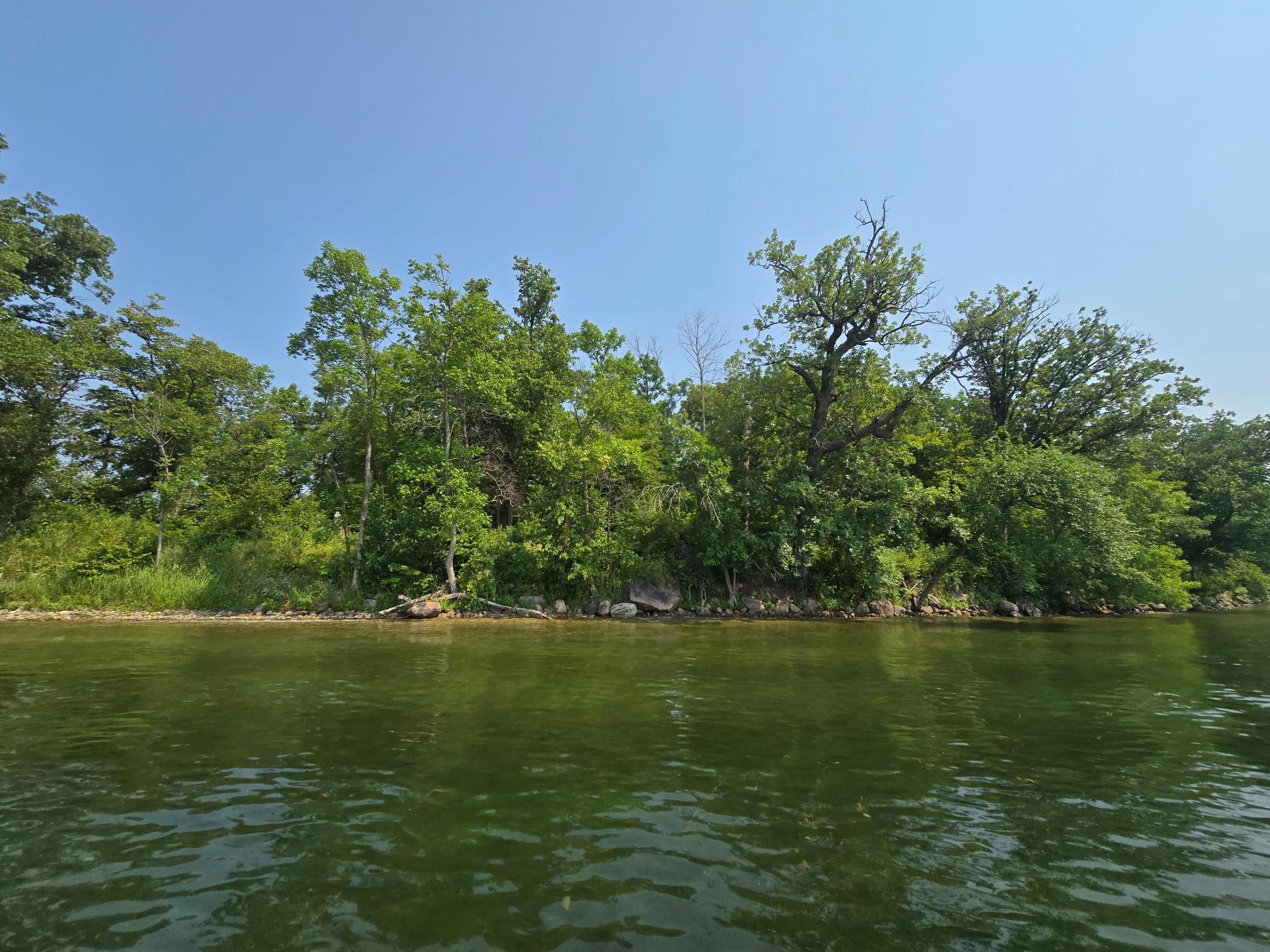 main property photo 28