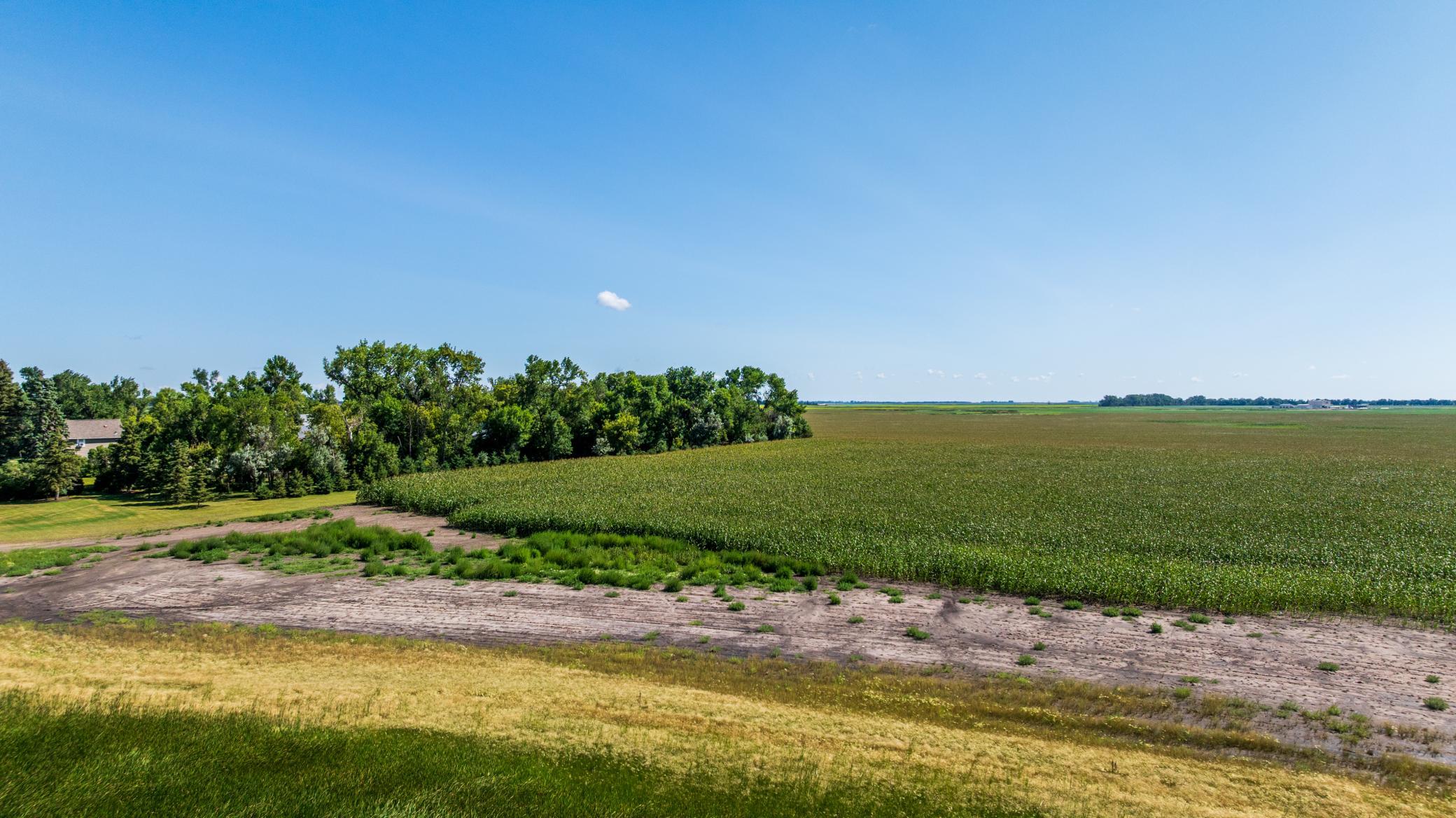 main property photo 18