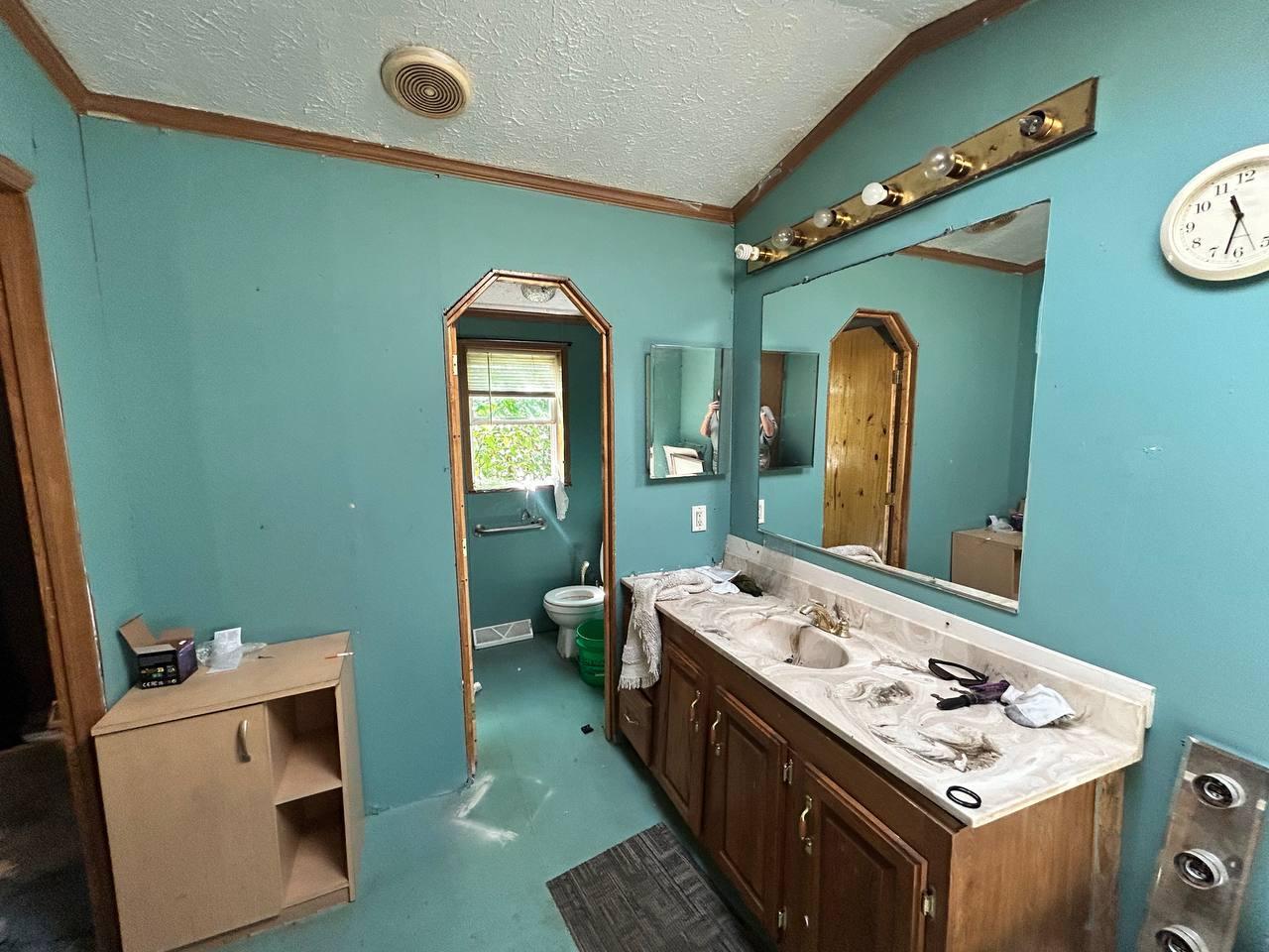 main property photo 4