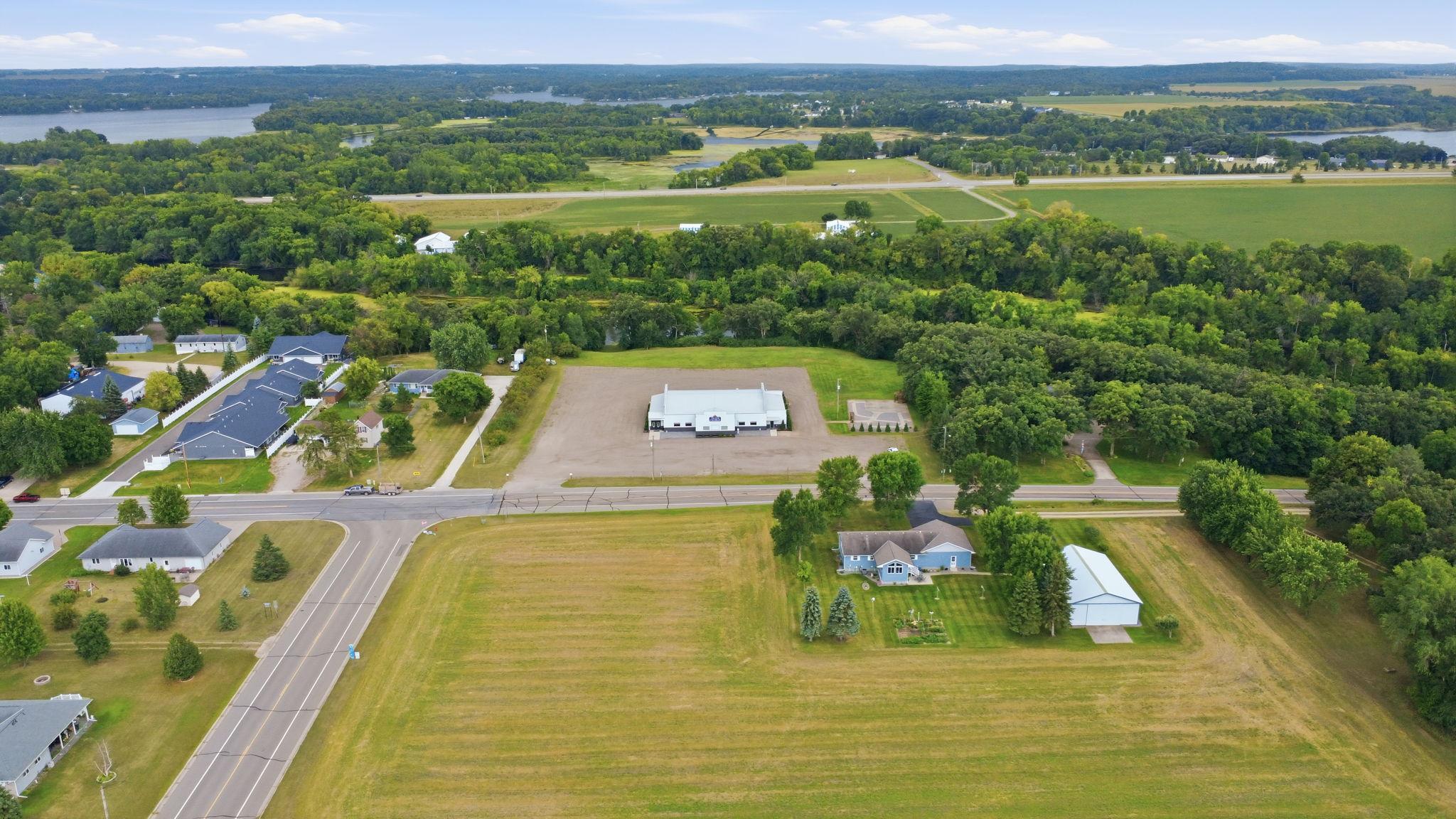 main property photo 8