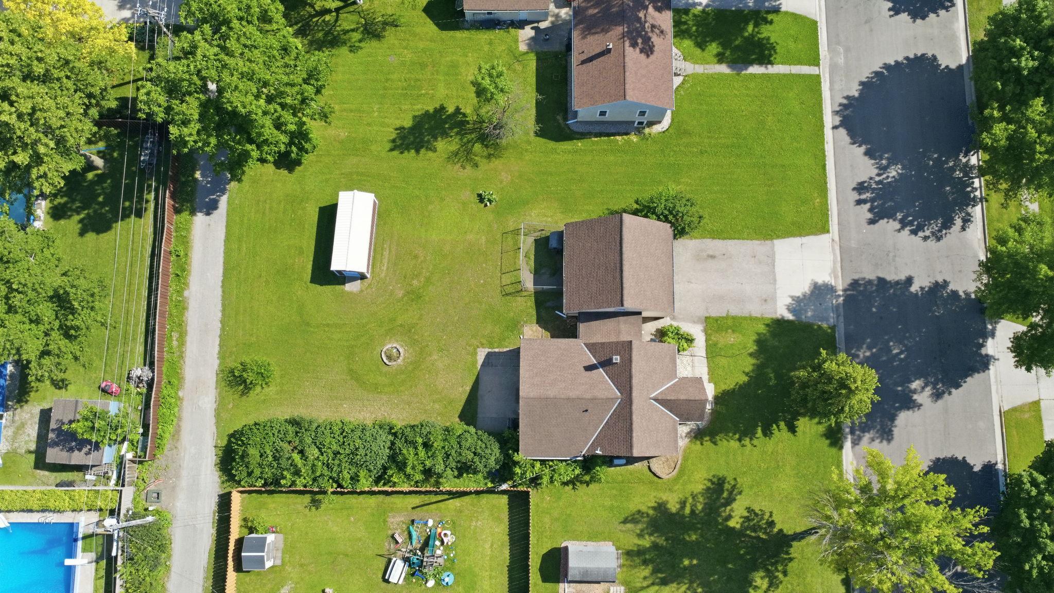 main property photo 41