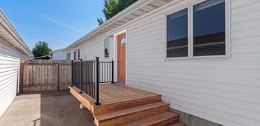 image of property with 3 Bed | 2 Bath | 1,916 Sqft