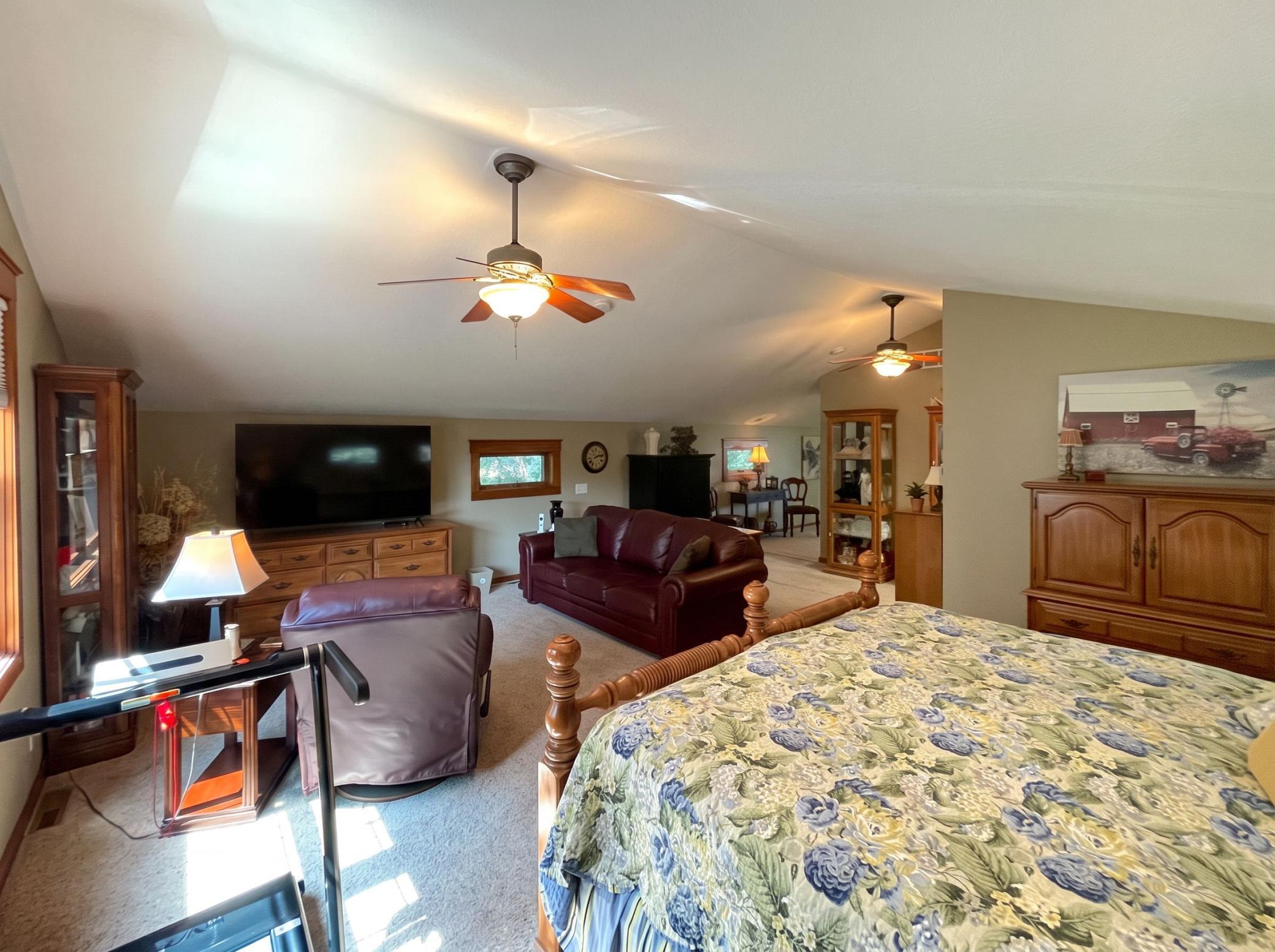 main property photo 88