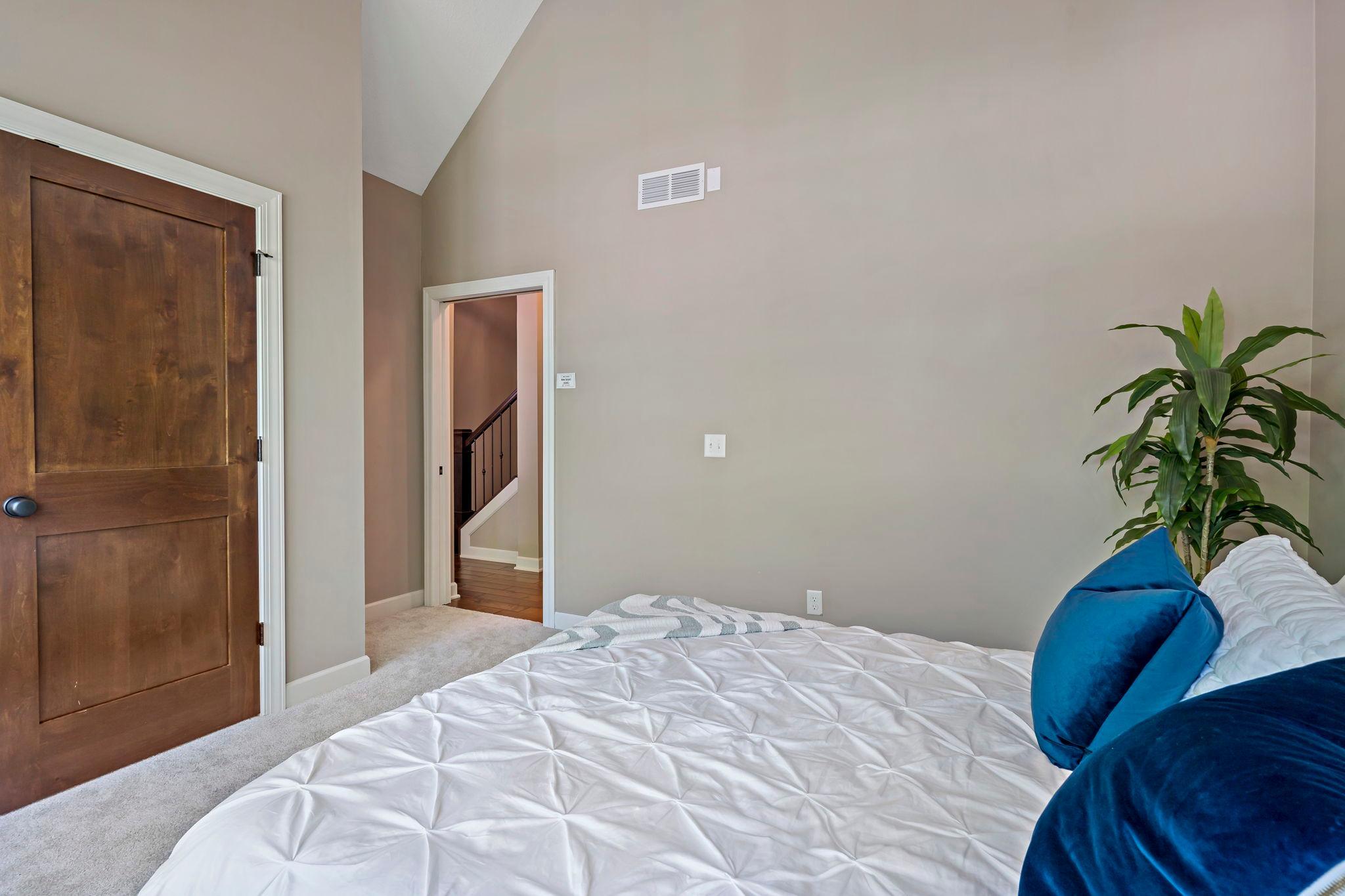 main property photo 67