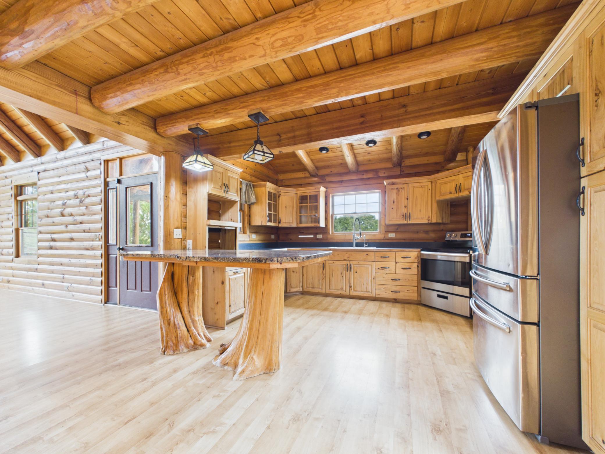 main property photo 23