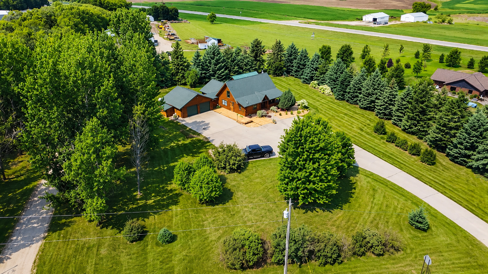 main property photo 24