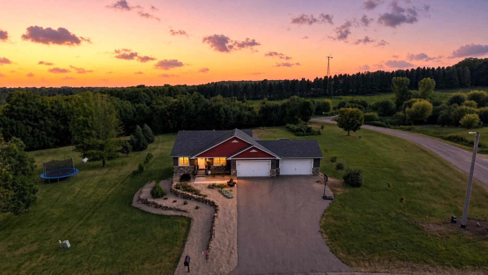 main property photo 50