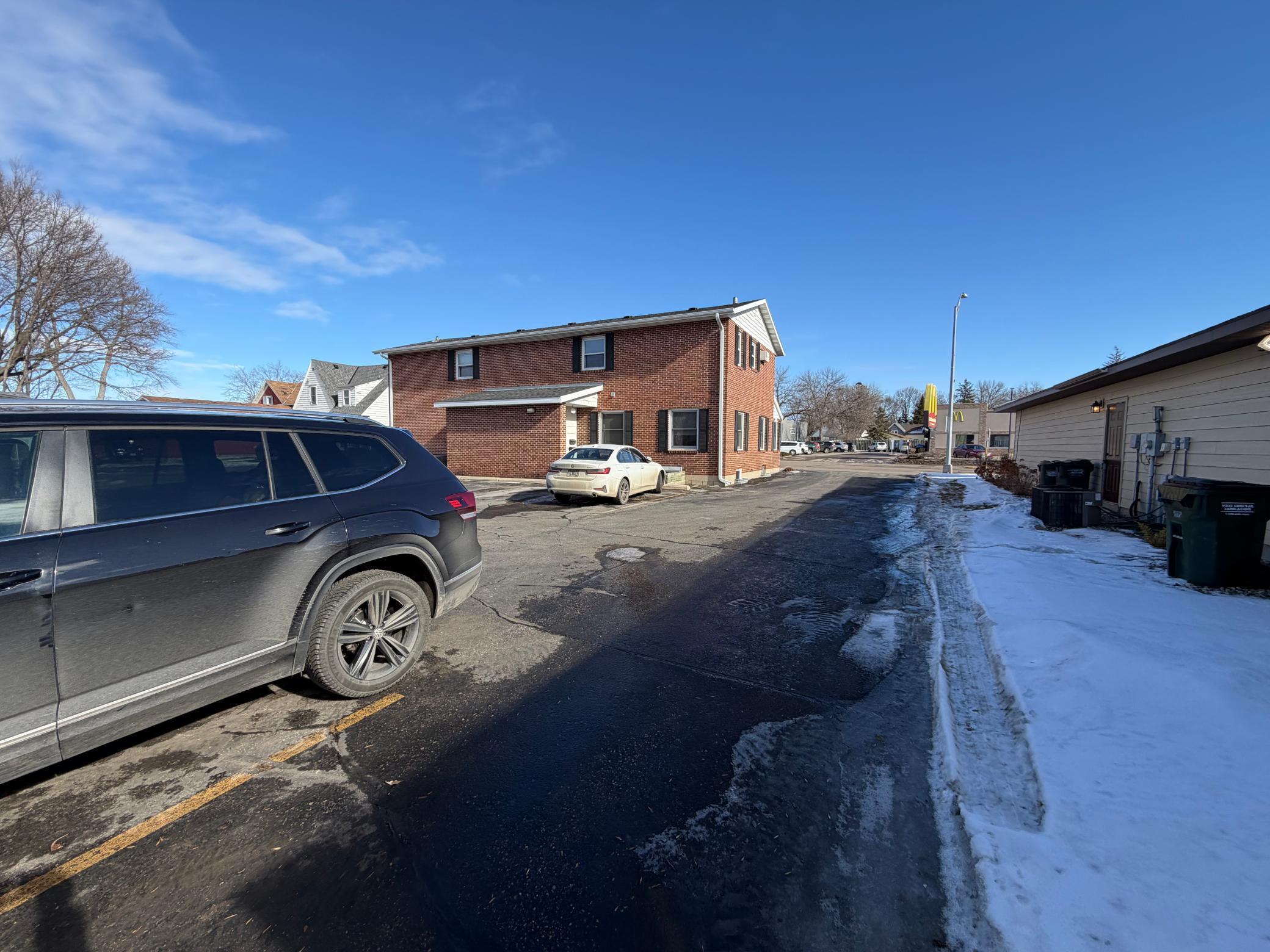 main property photo 18