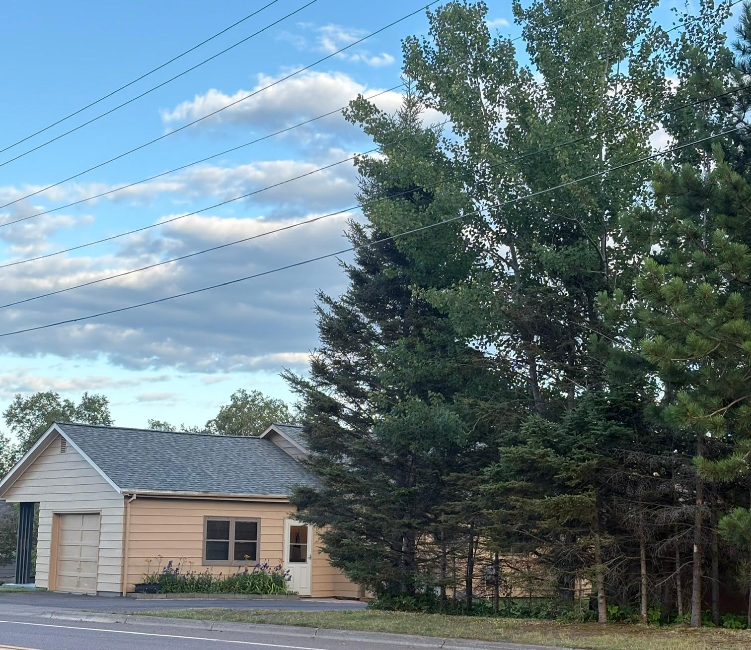 main property photo 25