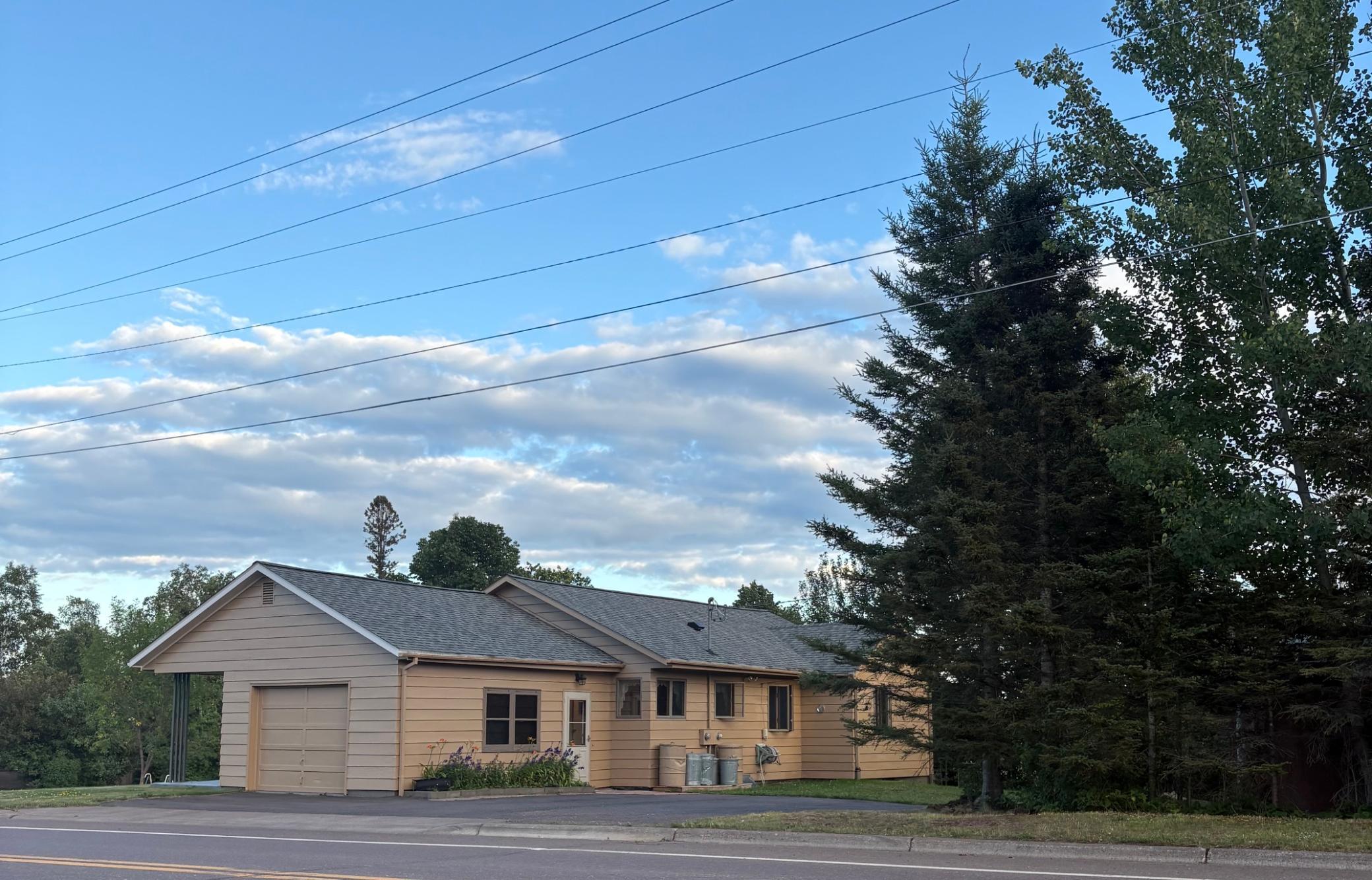 main property photo 26