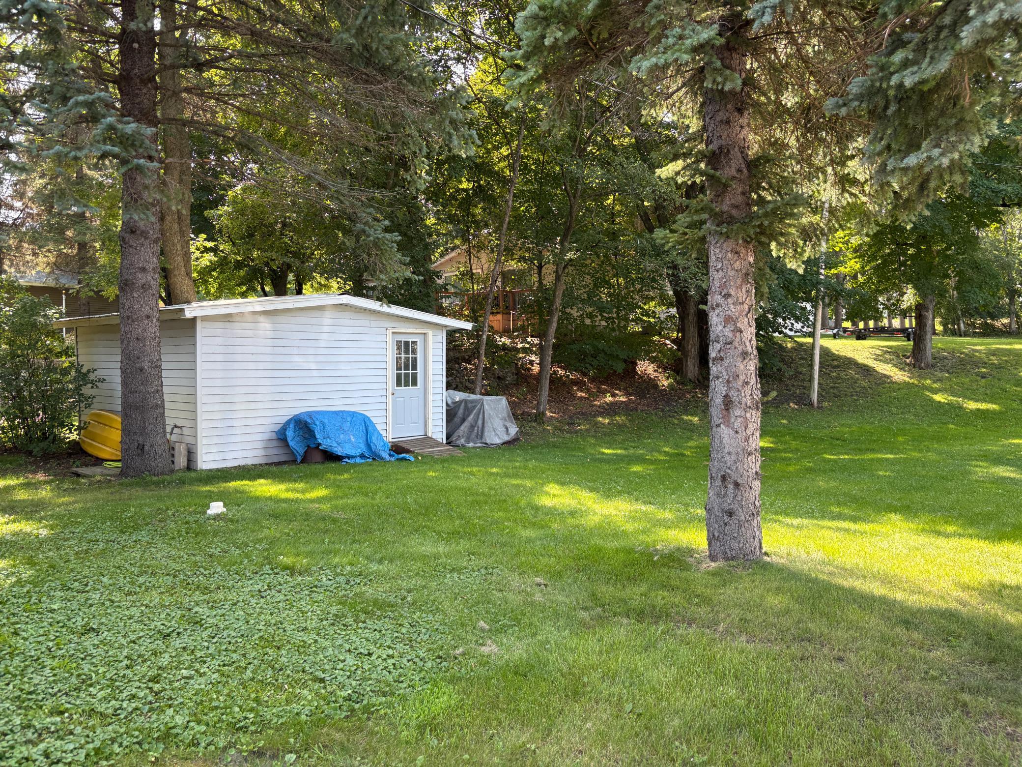 main property photo 13