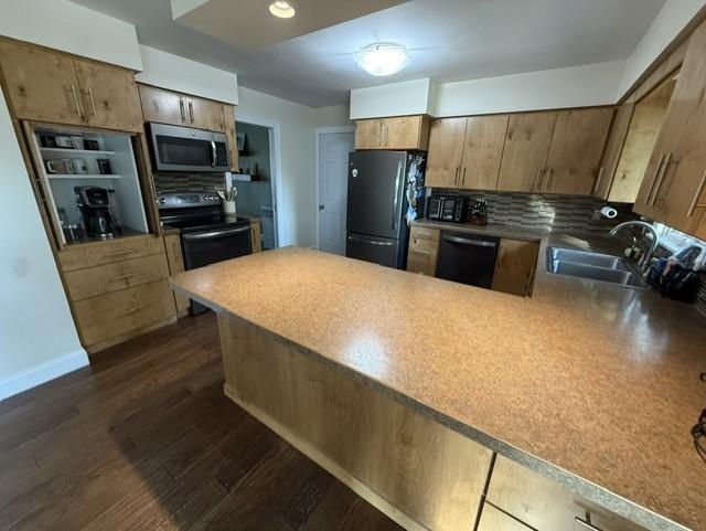 main property photo 11