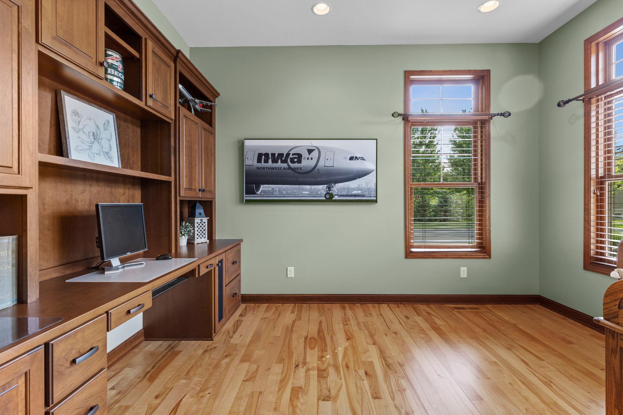 main property photo 13