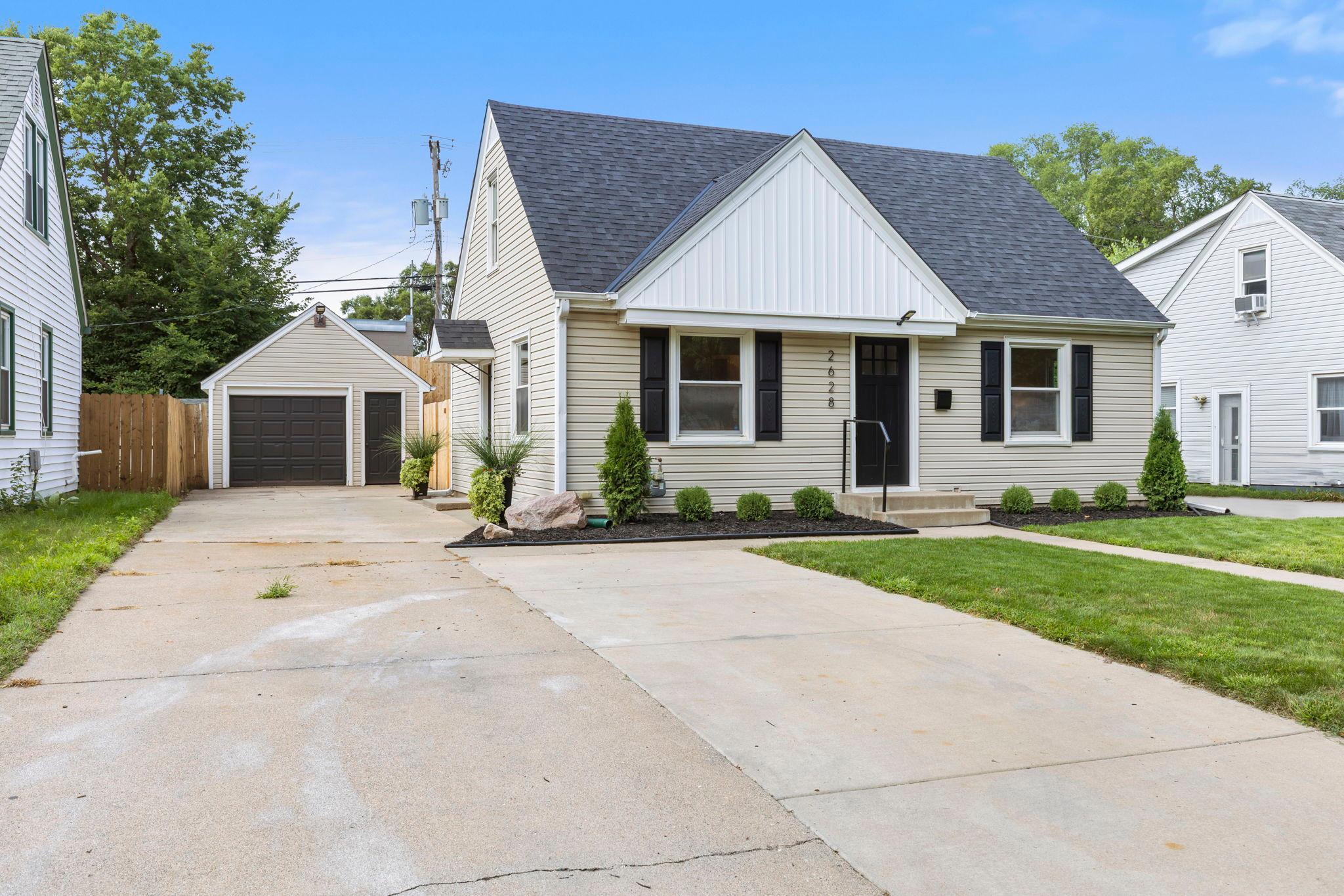 main property photo 50