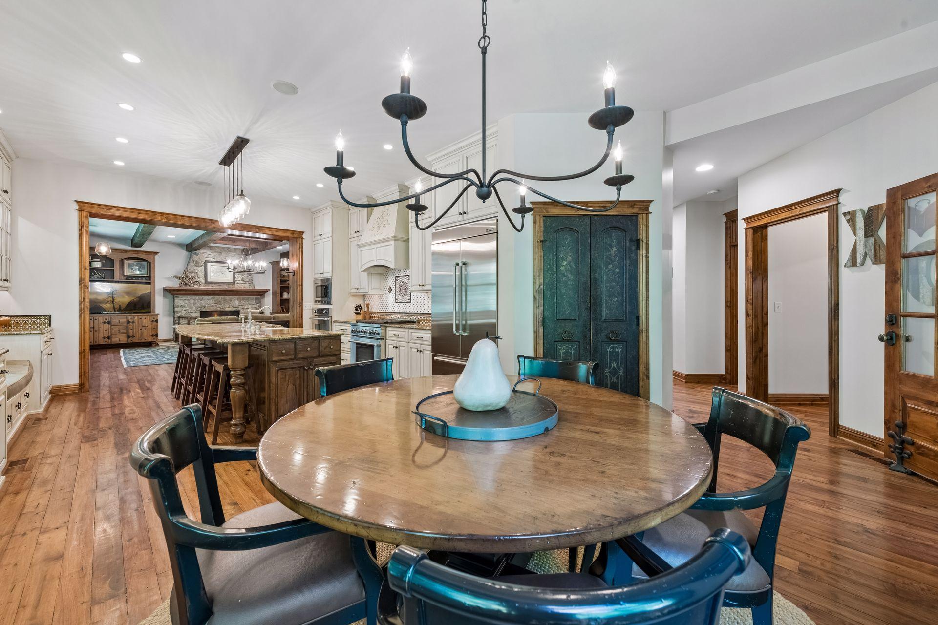 main property photo 22