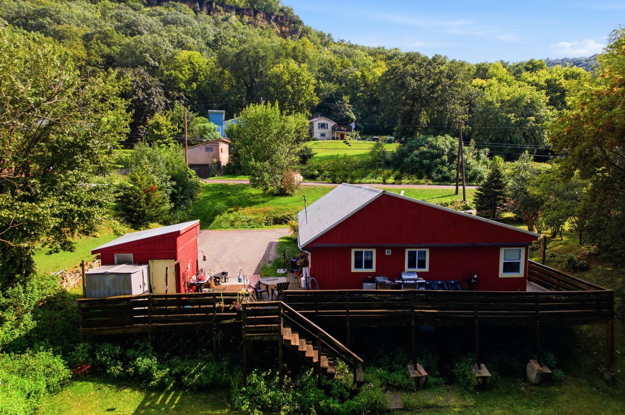 main property photo 18