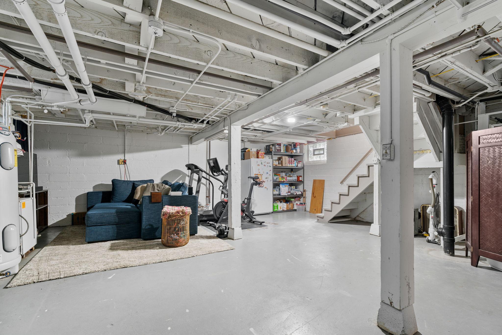 main property photo 68