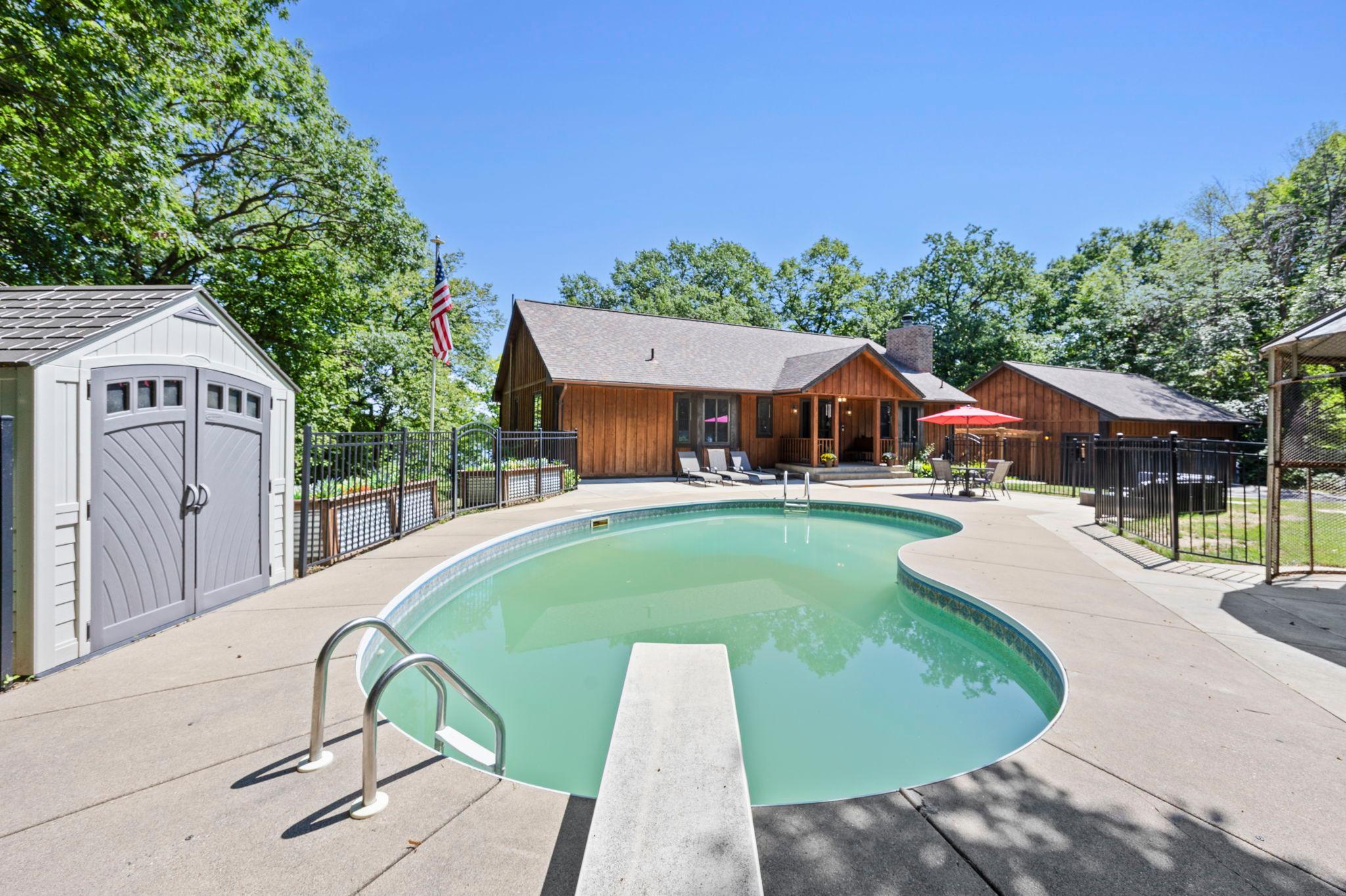 main property photo 49