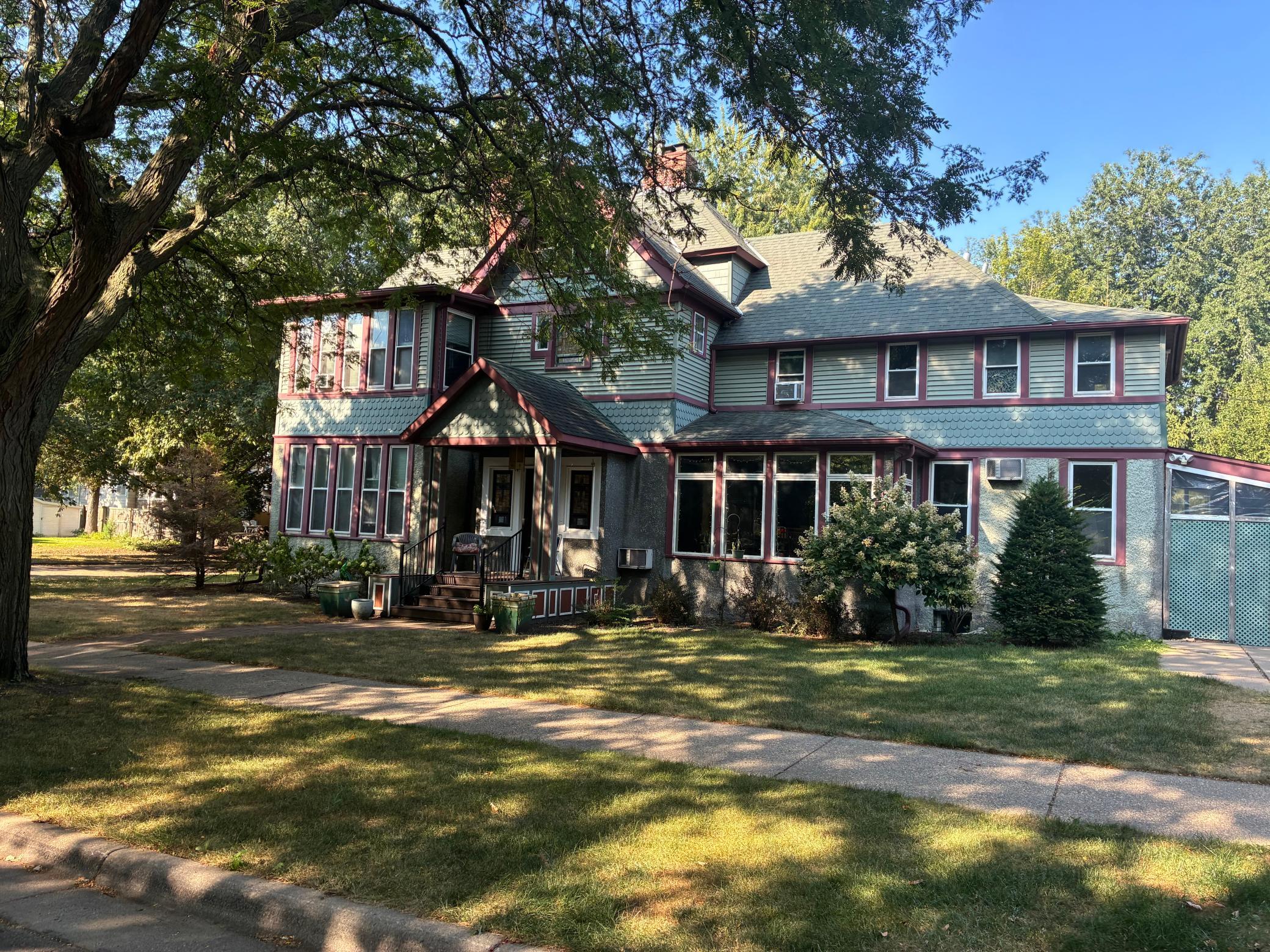 main property photo 1