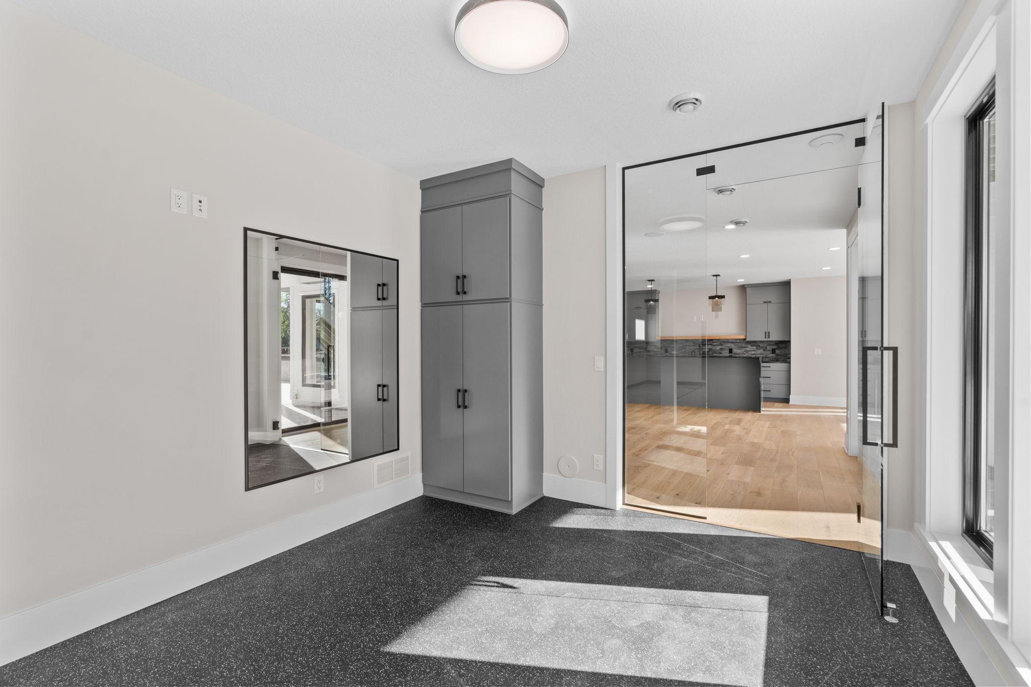 main property photo 89