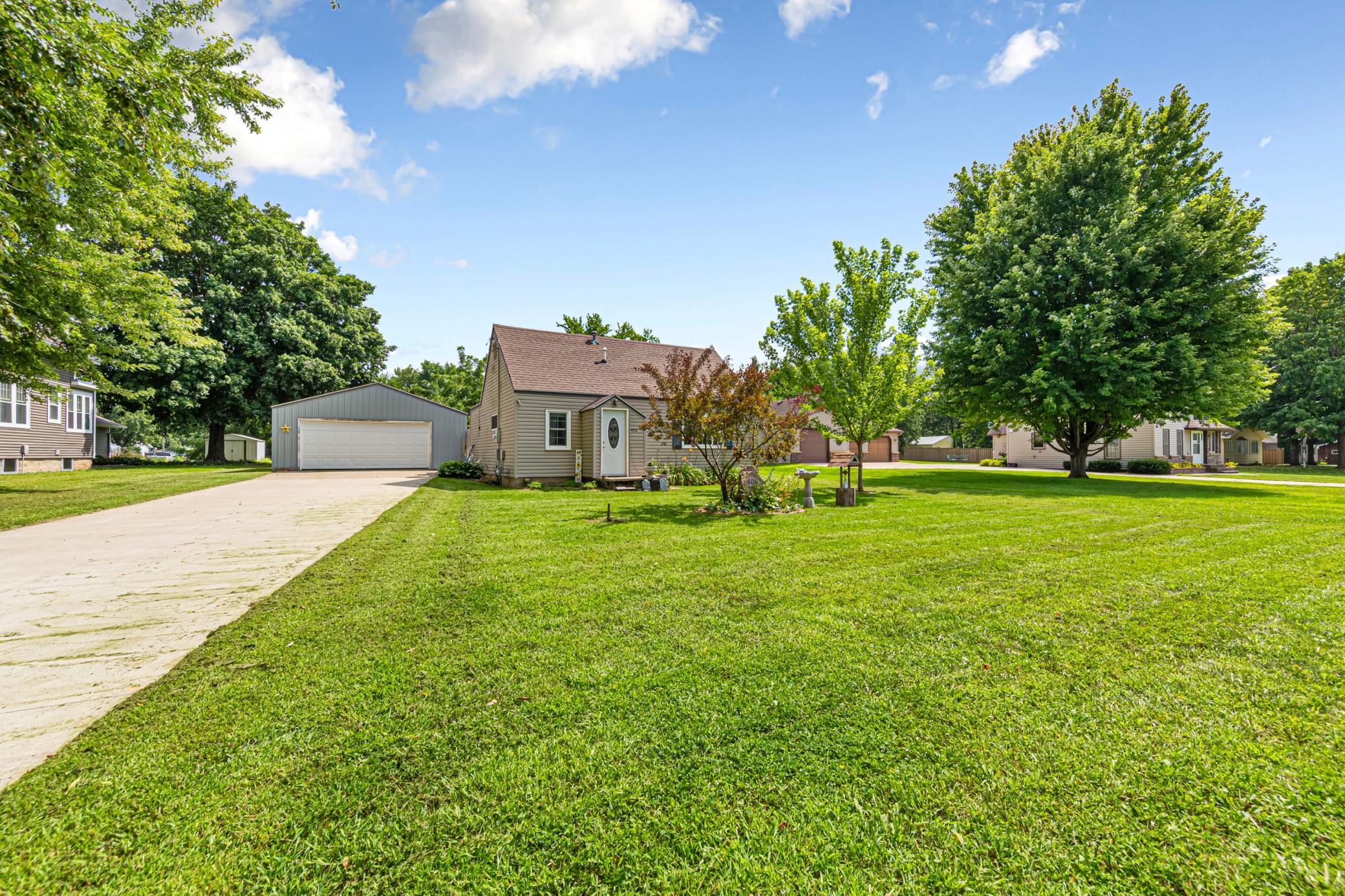 main property photo 4