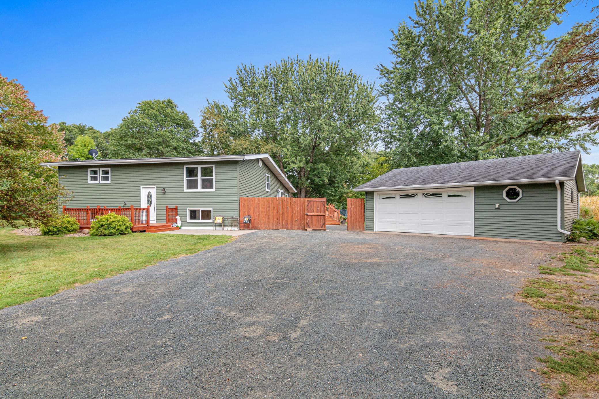 main property photo 0