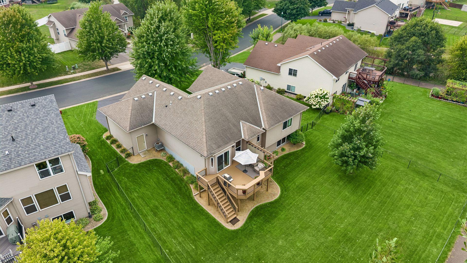 main property photo 41