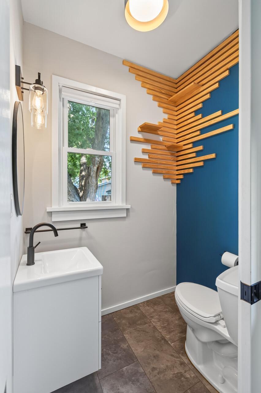 main property photo 18