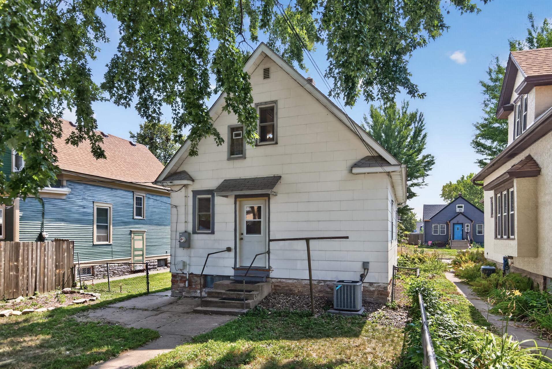 main property photo 40
