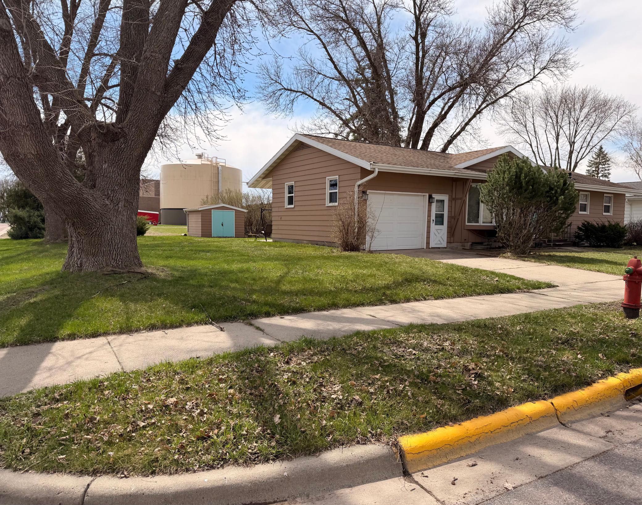main property photo 21